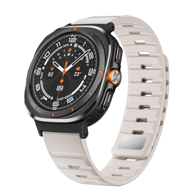 磁吸矽膠錶帶，適用於 Samsung Galaxy Watch Ultra 47mm / Ultra 2025