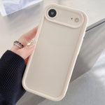 防震框架霧面精準孔位 TPU 手機殼，適用於 iPhone 17e / 16e、iPhone 17 Pro Max、iPhone 17 Pro、iPhone 17、iPhone Air、iPhone 16 Pro Max