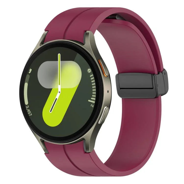 xDfind 折疊磁吸黑色扣環矽膠錶帶，適用 Samsung Galaxy Watch7 / FE / 6 / 5 / 4