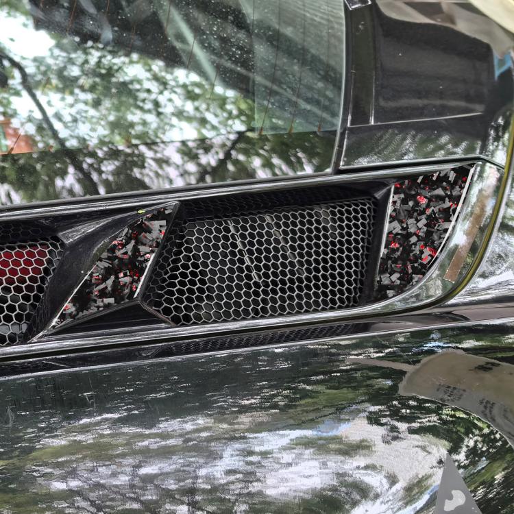 6pcs/Set Forged Gold Foil Carbon Fiber Car Engine Side Vents Decorative Sticker for Chevrolet Corvette C8 2020-, Left and Right Driver, Engine Side Vents