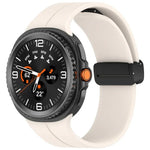 xDfind 折疊黑色扣環磁吸矽膠錶帶，適用於 Samsung Galaxy Watch8 / Watch8 Classic