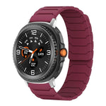 xDfind 磁吸矽膠錶帶，適用於 Samsung Galaxy Watch Ultra / Ultra 2025，Samsung Galaxy Watch8 / 8 Classic，Samsung Galaxy Watch 7 / 6 / 5 / FE