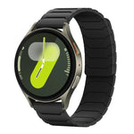 xDfind 磁吸矽膠錶帶，適用於 Samsung Galaxy Watch Ultra / Ultra 2025，Samsung Galaxy Watch8 / 8 Classic，Samsung Galaxy Watch 7 / 6 / 5 / FE