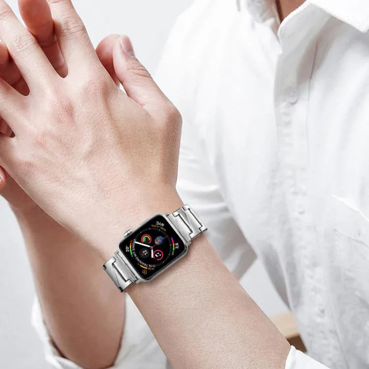 xDfind 階梯式不鏽鋼錶帶，適用於 Apple Watch 42 / 44 / 45 / 46 / 49mm，適用於 Apple Watch 38 / 40 / 41 / S10 42mm