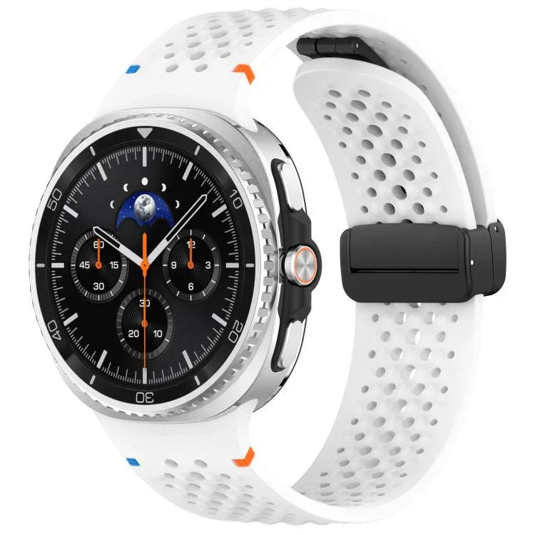 xDfind 磁吸黑色扣環蜂巢透氣矽膠錶帶，適用於 Samsung Galaxy Watch8 / Watch8 Classic