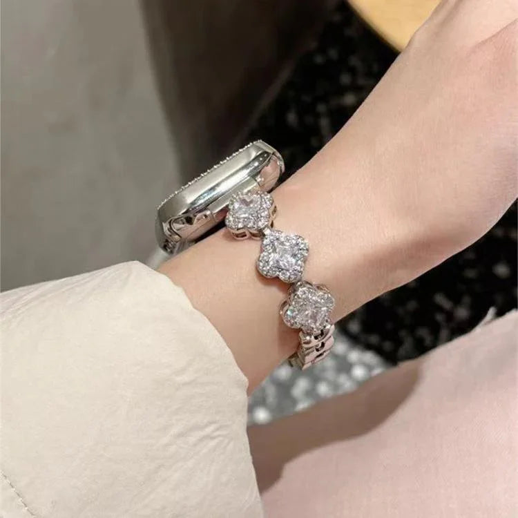 xDfind四葉草鑽石金屬錶帶，適用於Apple Watch 42 / 44 / 45 / 46 / 49mm，Apple Watch 38 / 40 / 41 / S10 42mm