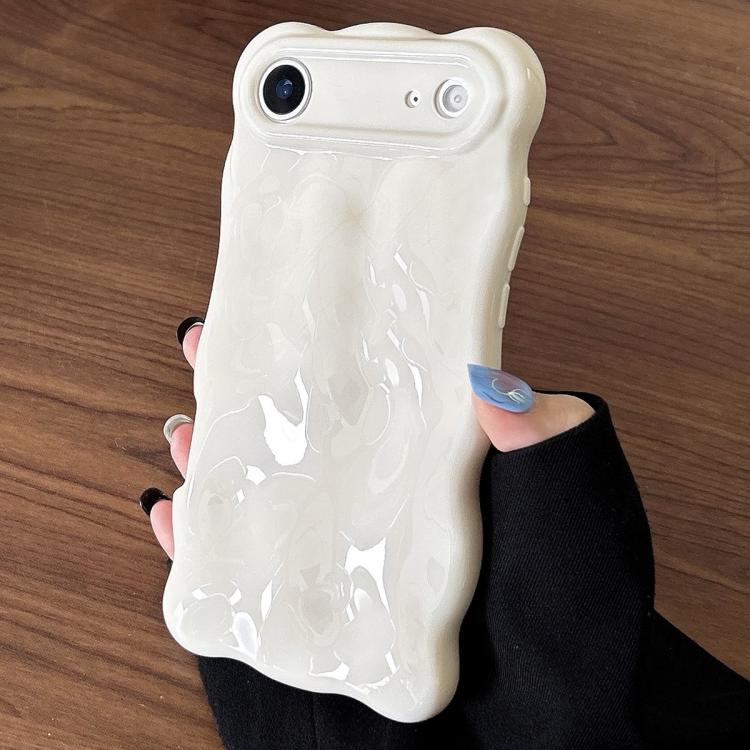 雲朵風格 TPU 防震手機殼，適用於 iPhone 17 Pro Max、iPhone 17 Pro、iPhone 17、iPhone Air、iPhone 16 Pro Max、iPhone 16 Pro、iPhone 16 Plus、iPhone 16