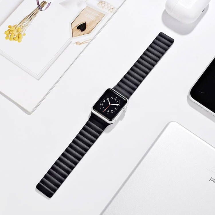 磁吸環錶帶 適用於 Apple Watch Series 6 & SE & 5 & 4 40mm / 3 & 2 & 1 38mm，適用於 Apple Watch Series 7 41mm / 6 & SE & 5 & 4 40mm / 3 & 2 & 1 38mm，適用於 Apple Watch Series 8&7 41mm / SE 2&6&SE&5&4 40mm / 3&2&1 38mm