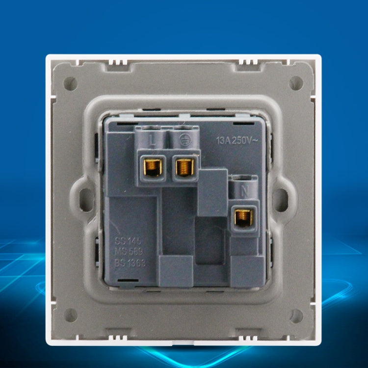 86型PC 13A三孔帶燈開關電源插座，英國插頭