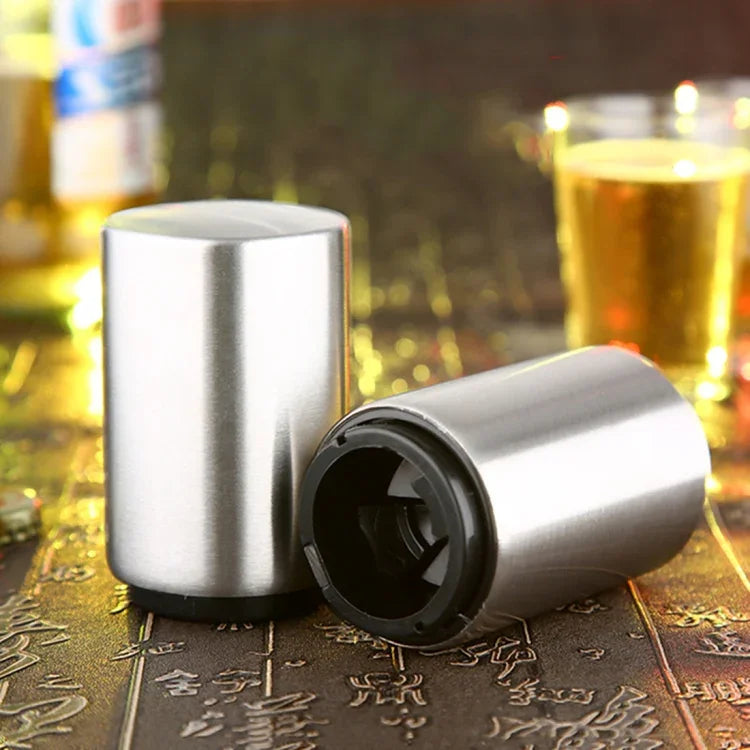 磁性自動啤酒瓶蓋開瓶器不鏽鋼按壓式啤酒開瓶器廚房小工具，尺寸：8.5 x 5.2cm，磁性開瓶器