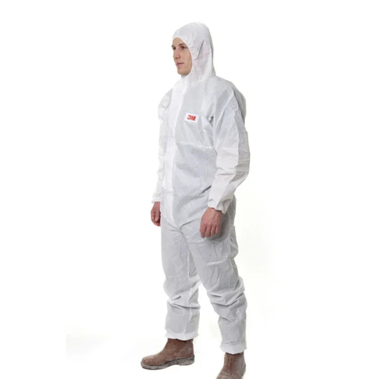 3M 4515一體式白色防靜電防化學防塵噴砂服帶帽，尺寸：L，3M L