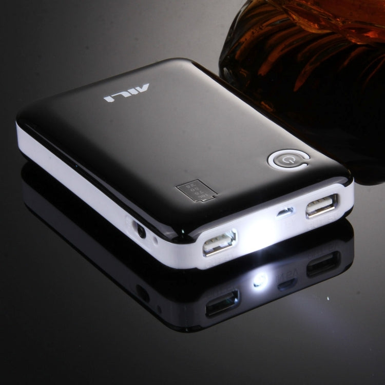 適用於iPhone、iPad、Samsung、LG、Sony Ericsson、MP4、PSP、相機，不含電池（隨機顏色發貨），適用4顆18650電池