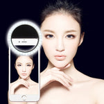 適用於 iPhone、Galaxy、華為、小米、LG、HTC 及其他智慧型手機的充電自拍美顏燈，附可調式夾子及 USB 線