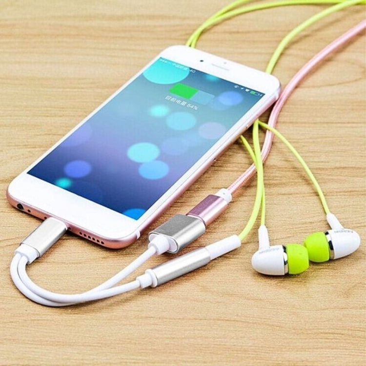 10cm 8 Pin 母頭及 3.5mm 音頻母頭轉 8 Pin 公頭充電轉接線，支持所有 iOS 系統