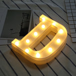 乾電池供電暖白色立式掛式 LED 節日燈，A，N，B，O，C，P，D，Q，E，R，F，G，T，U，V，I，W，J，K，X，L，M，Z