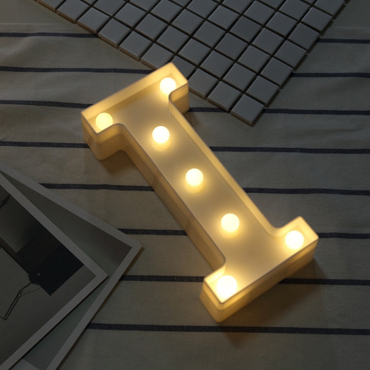 乾電池供電暖白色立式掛式 LED 節日燈，A，N，B，O，C，P，D，Q，E，R，F，G，T，U，V，I，W，J，K，X，L，M，Z