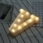 乾電池供電暖白色立式掛式 LED 節日燈，A，N，B，O，C，P，D，Q，E，R，F，G，T，U，V，I，W，J，K，X，L，M，Z