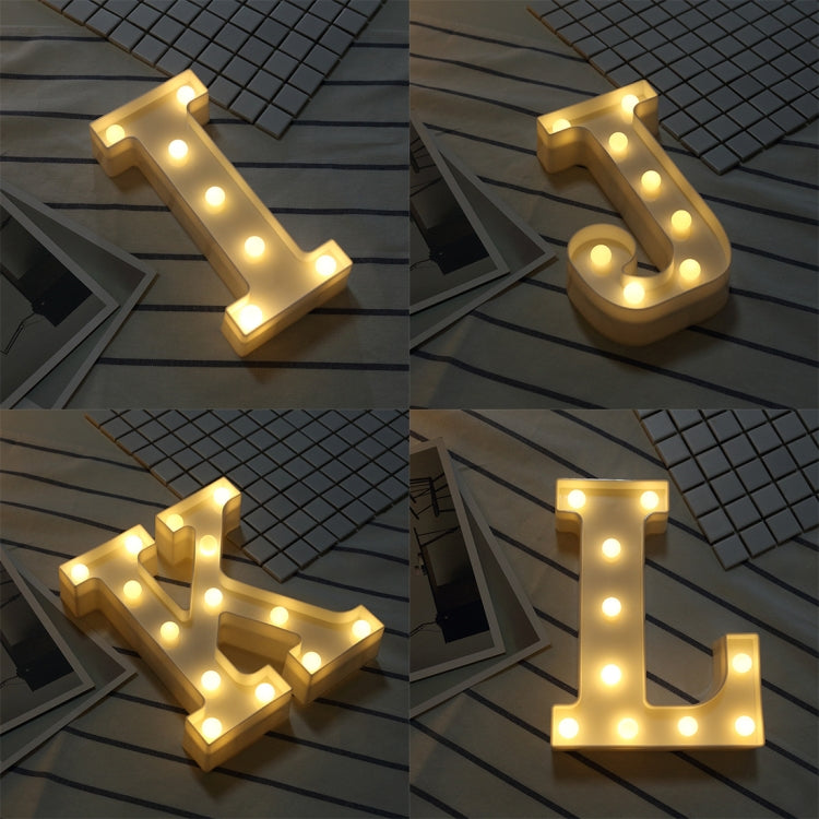 乾電池供電暖白色立式掛式 LED 節日燈，A，N，B，O，C，P，D，Q，E，R，F，G，T，U，V，I，W，J，K，X，L，M，Z