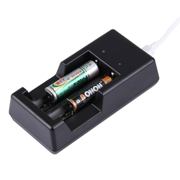 通用 USB 1.2V / 3.7V 可充電電池充電器，通用型