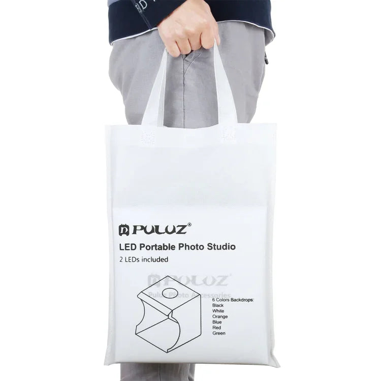 PULUZ 20cm 含2個LED面板 折疊便攜1100流明燈光攝影棚拍攝帳篷套裝，附6色背景布（黑、白、黃、紅、綠、藍），展開尺寸：24cm x 23cm x 23cm，20cm(2 LED/RU)，20cm(2 LED)