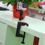 適用於 GoPro、Insta360、DJI 及其他運動相機的桌面固定夾持支架帶三腳架轉接頭，夾持尺寸：1 - 6 cm，桌面夾