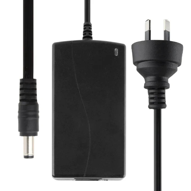EUプラグ 12V 4A / 8チャンネル DVR AC電源アダプター、出力先端：5.5 x 2.5mm、AUプラグ 12V 4A、UKプラグ 12V 4A、USプラグ 12V 4A、EUプラグ 12V 4A