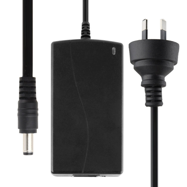 歐洲插頭 12V 4A / 8 路 DVR 交流電源適配器，輸出端子：5.5 x 2.5mm，澳洲插頭 12V 4A，英國插頭 12V 4A，美國插頭 12V 4A，歐洲插頭 12V 4A