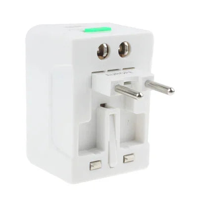 通用美規 / 歐規 / 澳規 / 英規旅行交流電源轉接插頭，帶 USB 充電插座，帶 USB 埠