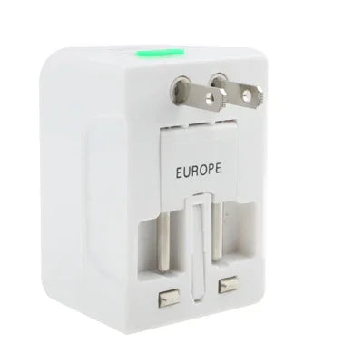 通用美規 / 歐規 / 澳規 / 英規旅行交流電源轉接插頭，帶 USB 充電插座，帶 USB 埠