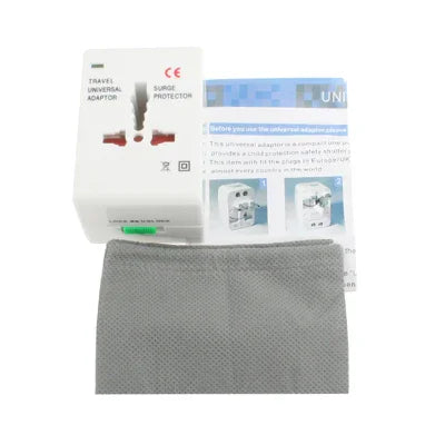 通用美規 / 歐規 / 澳規 / 英規旅行交流電源轉接插頭，帶 USB 充電插座，帶 USB 埠
