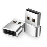 2 片 USB-C / Type-C 母轉 USB 2.0 公 轉接器，支援充電與資料傳輸