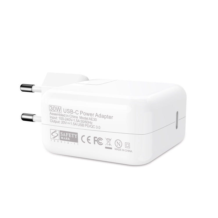 30W USB-C / Type-C 筆記型電腦便攜電源適配器，附 1.8m USB-C / Type-C 對 USB-C / Type-C 充電線，30W 美規插頭，30W 歐規插頭，30W 英規插頭，30W 澳規插頭