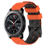 22mm 足球圖案雙色矽膠錶帶，適用於 Samsung Galaxy Watch3 45mm，適用於 Samsung Galaxy Watch 46mm，適用於 Samsung Gear S3 Classic，適用於 Samsung Gear S3 Frontier
