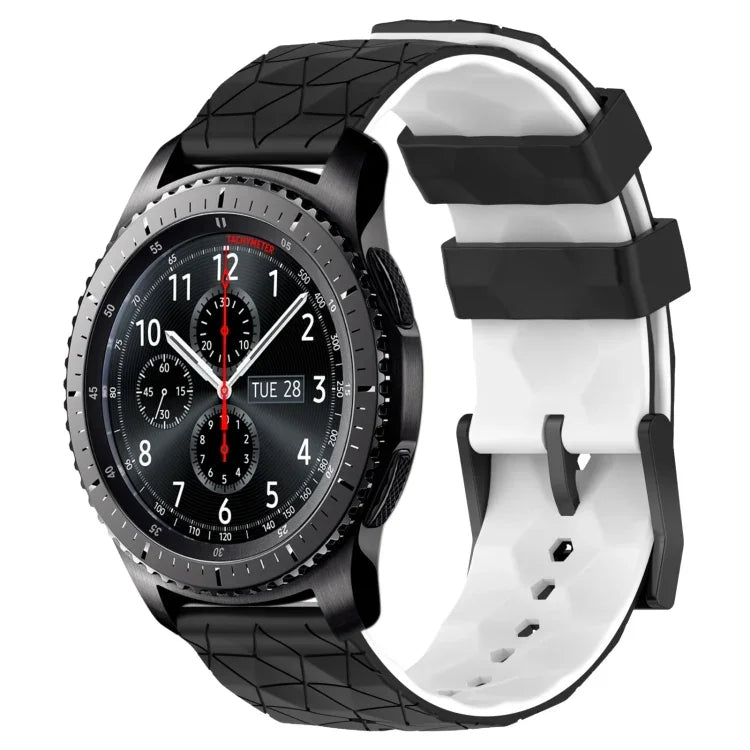 22mm 足球圖案雙色矽膠錶帶，適用於 Samsung Galaxy Watch3 45mm，適用於 Samsung Galaxy Watch 46mm，適用於 Samsung Gear S3 Classic，適用於 Samsung Gear S3 Frontier