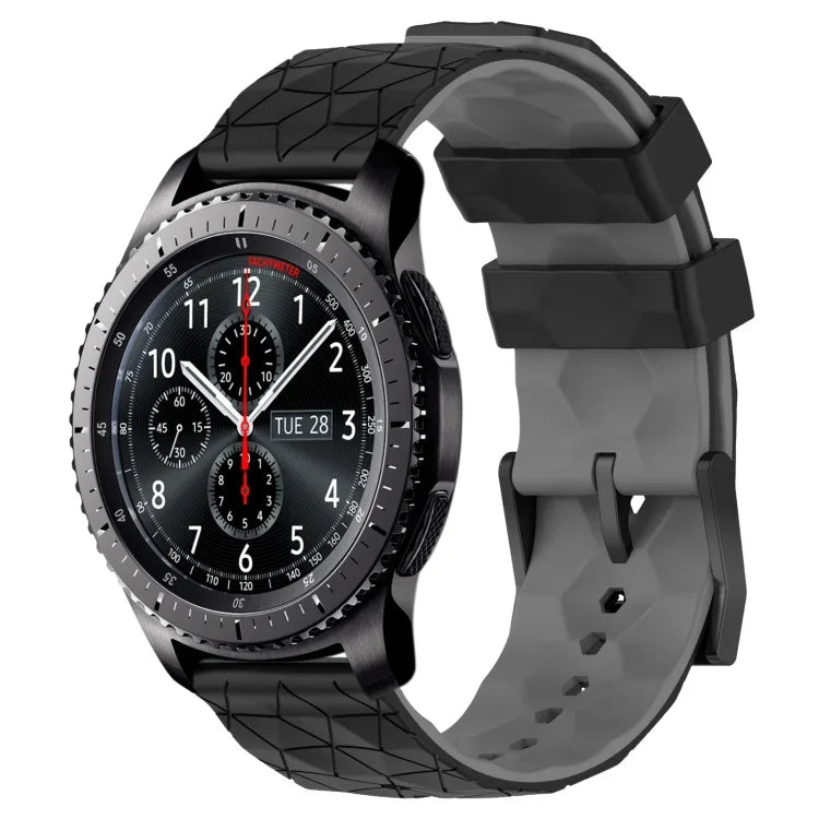 22mm 足球圖案雙色矽膠錶帶，適用於 Samsung Galaxy Watch3 45mm，適用於 Samsung Galaxy Watch 46mm，適用於 Samsung Gear S3 Classic，適用於 Samsung Gear S3 Frontier
