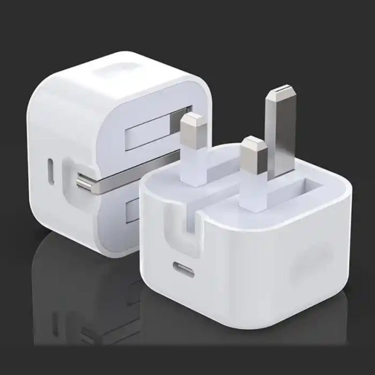 PD35W USB-C / Type-C 埠充電器，附 1 米 Type-C 對 Type-C 數據線，英規插頭，英規插頭 + Type-C 線