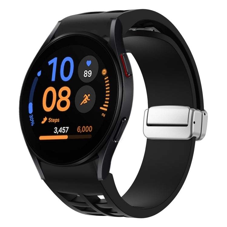 Richard 磁吸摺疊銀色錶扣矽膠錶帶，適用於 Samsung Galaxy Watch FE 40mm、Samsung Galaxy Watch 5 Pro 高爾夫版、Samsung Galaxy Watch 5 高爾夫版