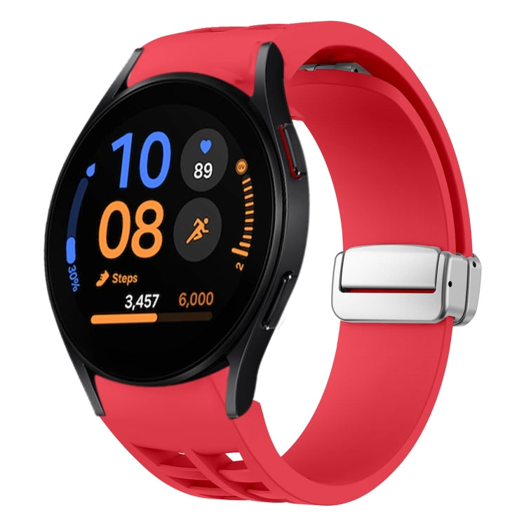 Richard 磁吸摺疊銀色錶扣矽膠錶帶，適用於 Samsung Galaxy Watch FE 40mm、Samsung Galaxy Watch 5 Pro 高爾夫版、Samsung Galaxy Watch 5 高爾夫版