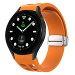Richard 磁吸摺疊銀色錶扣矽膠錶帶，適用於 Samsung Galaxy Watch FE 40mm、Samsung Galaxy Watch 5 Pro 高爾夫版、Samsung Galaxy Watch 5 高爾夫版