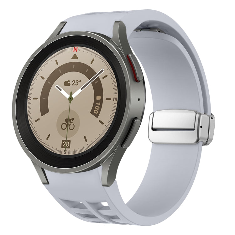 Richard 磁吸摺疊銀色錶扣矽膠錶帶，適用於 Samsung Galaxy Watch 5 Pro 45mm、Samsung Galaxy Watch 7 40 / 44mm、Samsung Galaxy Watch 6 Classic 43 / 47mm