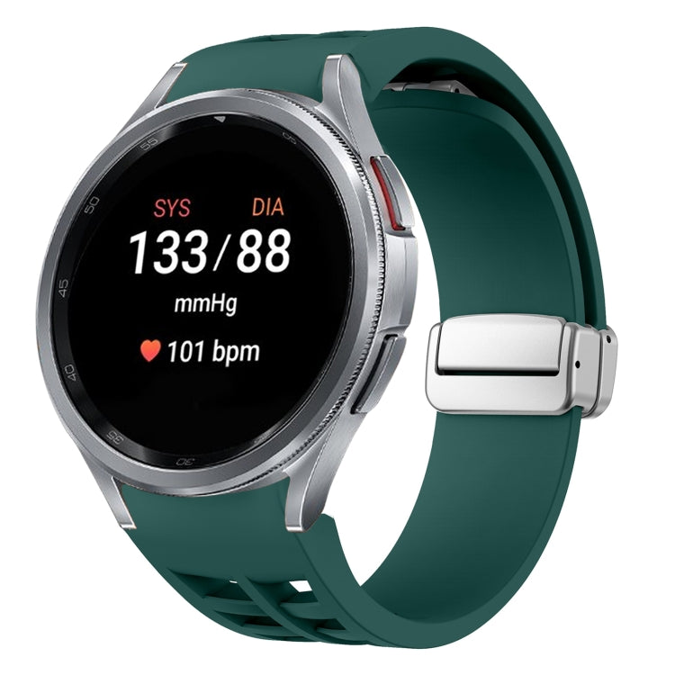 Richard 磁吸摺疊銀色錶扣矽膠錶帶，適用於 Samsung Galaxy Watch 5 Pro 45mm、Samsung Galaxy Watch 7 40 / 44mm、Samsung Galaxy Watch 6 Classic 43 / 47mm