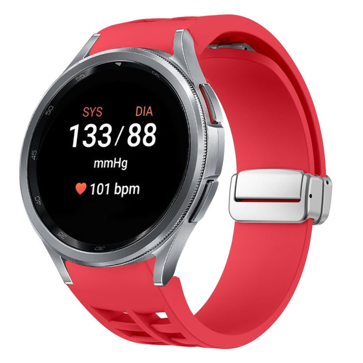 Richard 磁吸摺疊銀色錶扣矽膠錶帶，適用於 Samsung Galaxy Watch 5 Pro 45mm、Samsung Galaxy Watch 7 40 / 44mm、Samsung Galaxy Watch 6 Classic 43 / 47mm