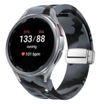 Richard 磁吸摺疊銀色錶扣矽膠錶帶，適用於 Samsung Galaxy Watch 5 Pro 45mm、Samsung Galaxy Watch 7 40 / 44mm、Samsung Galaxy Watch 6 Classic 43 / 47mm