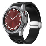 Richard 磁吸摺疊銀色錶扣矽膠錶帶，適用於 Samsung Galaxy Watch 5 Pro 45mm、Samsung Galaxy Watch 7 40 / 44mm、Samsung Galaxy Watch 6 Classic 43 / 47mm