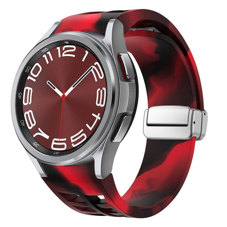 Richard 磁吸摺疊銀色錶扣矽膠錶帶，適用於 Samsung Galaxy Watch 5 Pro 45mm、Samsung Galaxy Watch 7 40 / 44mm、Samsung Galaxy Watch 6 Classic 43 / 47mm