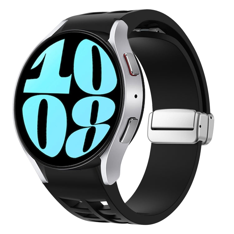 Richard 磁吸摺疊銀色錶扣矽膠錶帶，適用於 Samsung Galaxy Watch 6 40 / 44mm、Samsung Galaxy Watch 5 40 / 44mm、Samsung Galaxy Watch 4 40 / 44mm