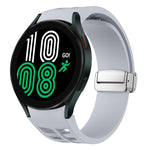 Richard 磁吸摺疊銀色錶扣矽膠錶帶，適用於 Samsung Galaxy Watch 6 40 / 44mm、Samsung Galaxy Watch 5 40 / 44mm、Samsung Galaxy Watch 4 40 / 44mm