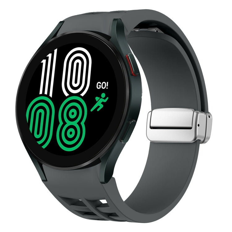 Richard 磁吸摺疊銀色錶扣矽膠錶帶，適用於 Samsung Galaxy Watch 6 40 / 44mm、Samsung Galaxy Watch 5 40 / 44mm、Samsung Galaxy Watch 4 40 / 44mm