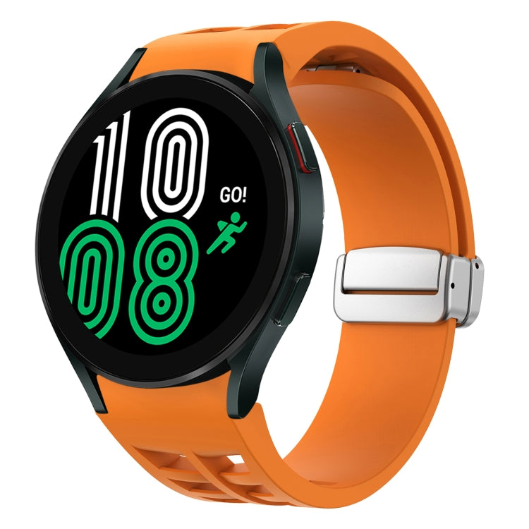 Richard 磁吸摺疊銀色錶扣矽膠錶帶，適用於 Samsung Galaxy Watch 6 40 / 44mm、Samsung Galaxy Watch 5 40 / 44mm、Samsung Galaxy Watch 4 40 / 44mm