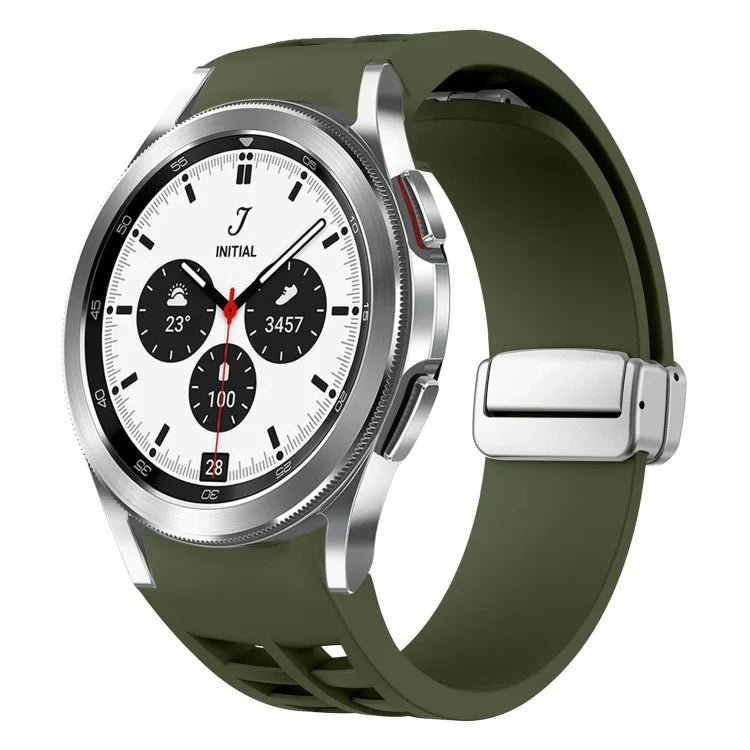 Richard磁吸摺疊銀扣矽膠錶帶，適用於Samsung Galaxy Watch 4 Classic 42 / 46mm
